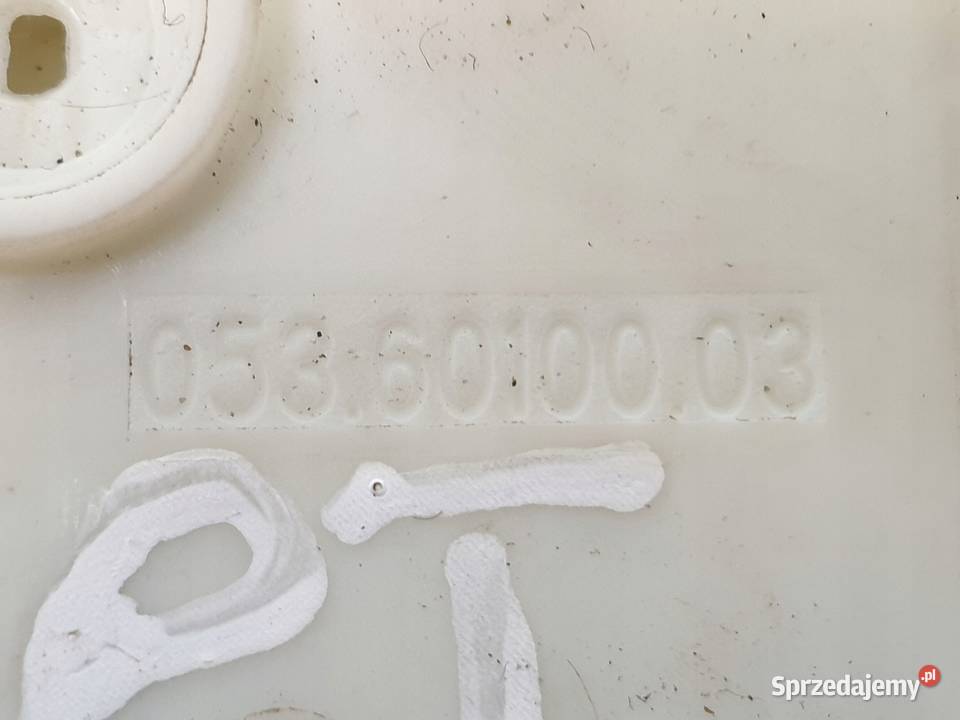 Audi A4 B8 SILNICZEK SZYBY Prawy tył 8K0959812 Rudka sprzedam