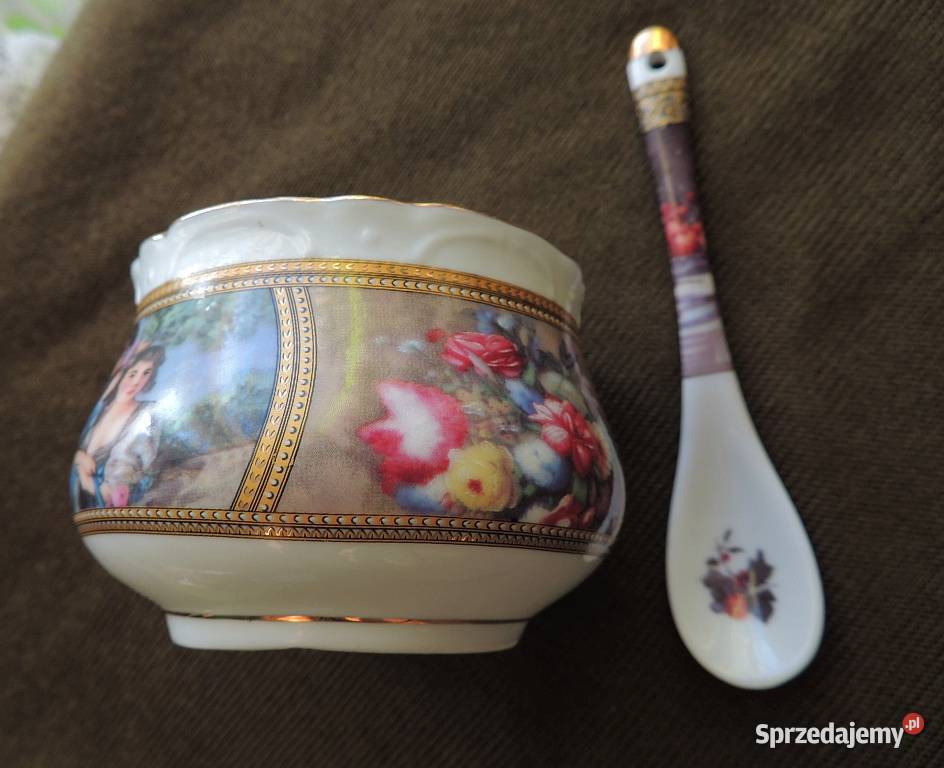 Stara porcelanowa filiżanka plus łyżeczka wielokolorowy Myszków