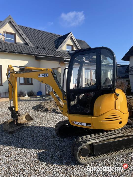 JCB 8032 stan dużym serwisie Rok produkcji 2006 Koparki małopolskie