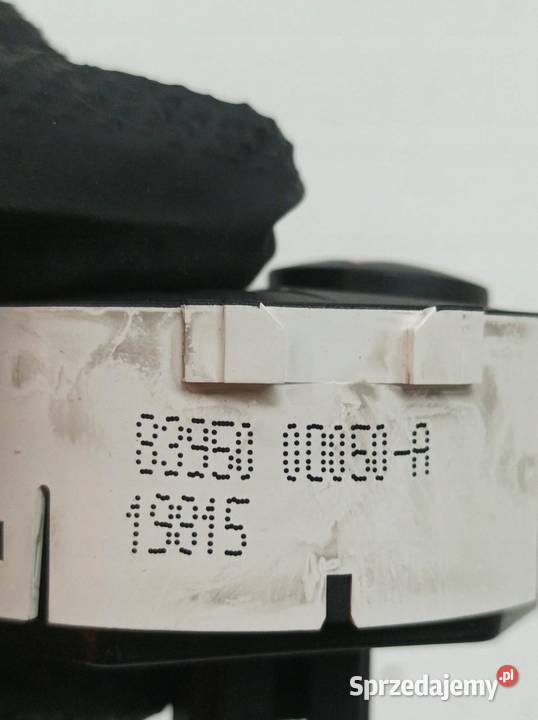 PRZEŁĄCZNIK AWARYJNYCH 839500D050A Toyota Yaris Motoryzacja