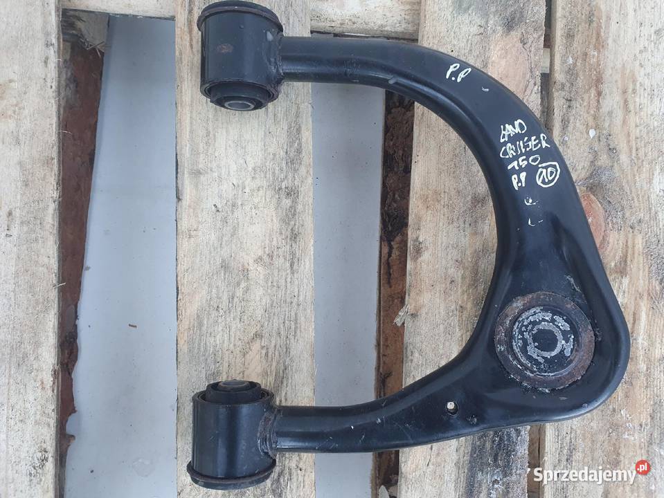 Toyota Land Cruiser J150 PRAWY GÓRNY WAHACZ