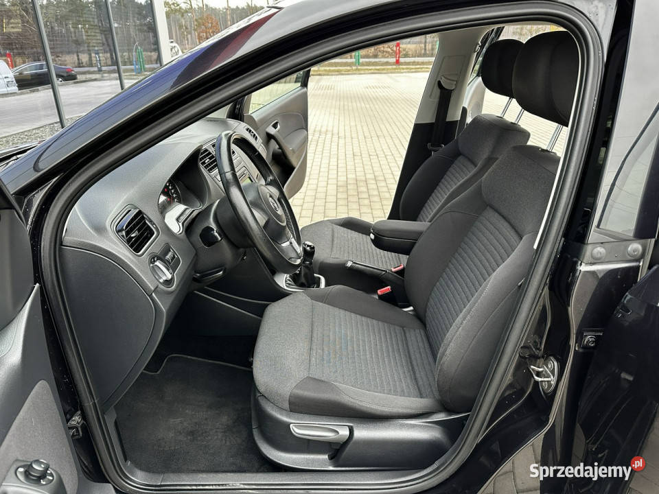 Volkswagen Polo 2 kplkół Klimatyzacja Alu światła przeciwmgielne Samochody osobowe Kąty Opolskie