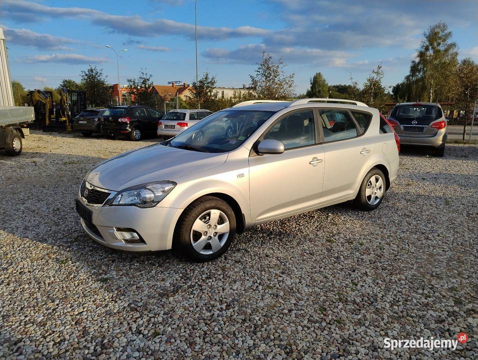 Kia Cee'd 1.4 benzyna, serwis do końca!