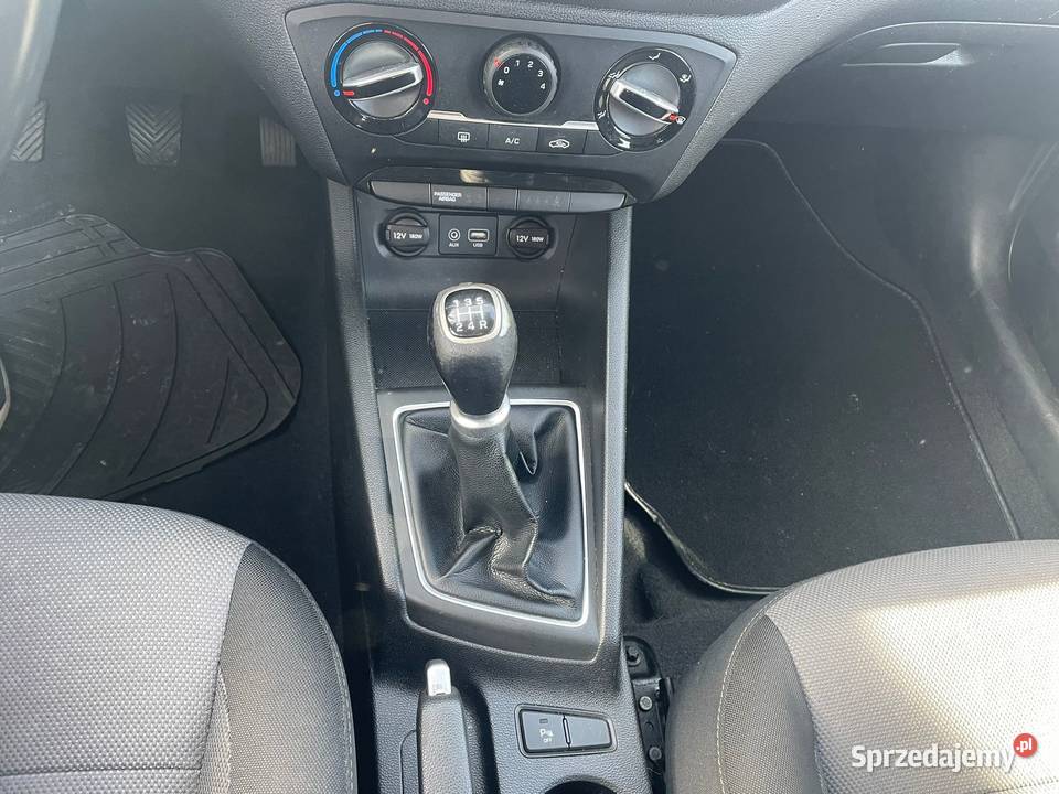 HYUNDAI I20 12i 84 Intuitive DT413 Opole