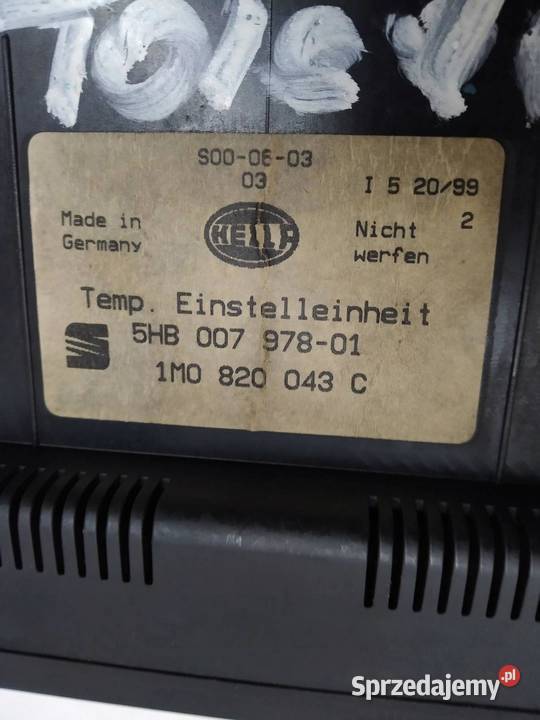PANEL NAWIEWU 1M0820043C Seat Toledo II 19982005 Rok produkcji 1999