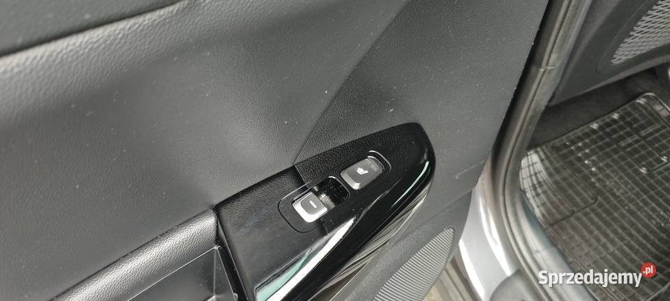 Kia Sportage 16 GDI bogate wyposażenie navi śląskie sprzedam