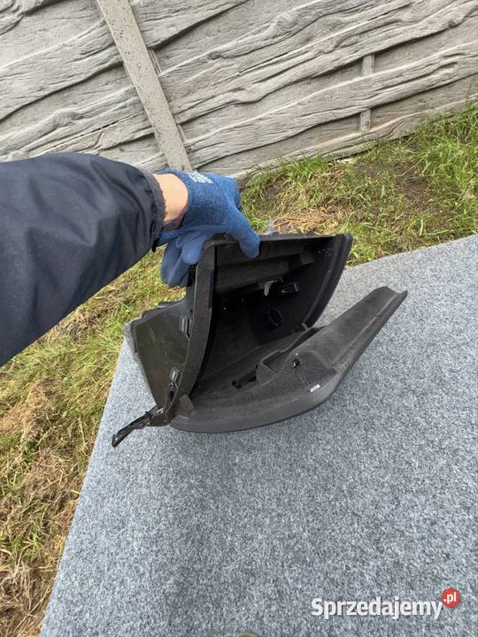 Schowek z Audi a5 8t 2015 Torzym sprzedam