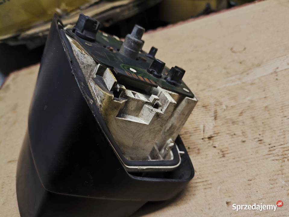 Licznik zegar prędkościomierz fiat 126p maluch osobowe Lutoryż sprzedam