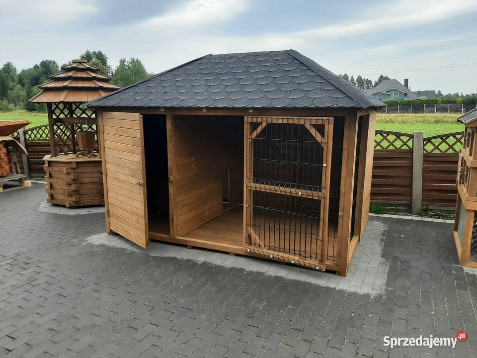 Kojec psa z budą I schowkiem Jordanów