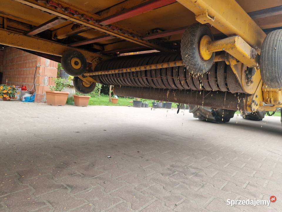 Przyczepa samozbierajaca schuitmaker nieuszkodzony łódzkie Ludowinka sprzedam