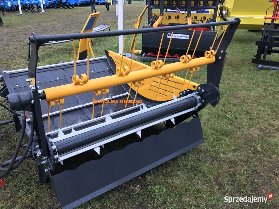BOMBA Rozwijarka ścielarka balotów bel siana Białystok sprzedam