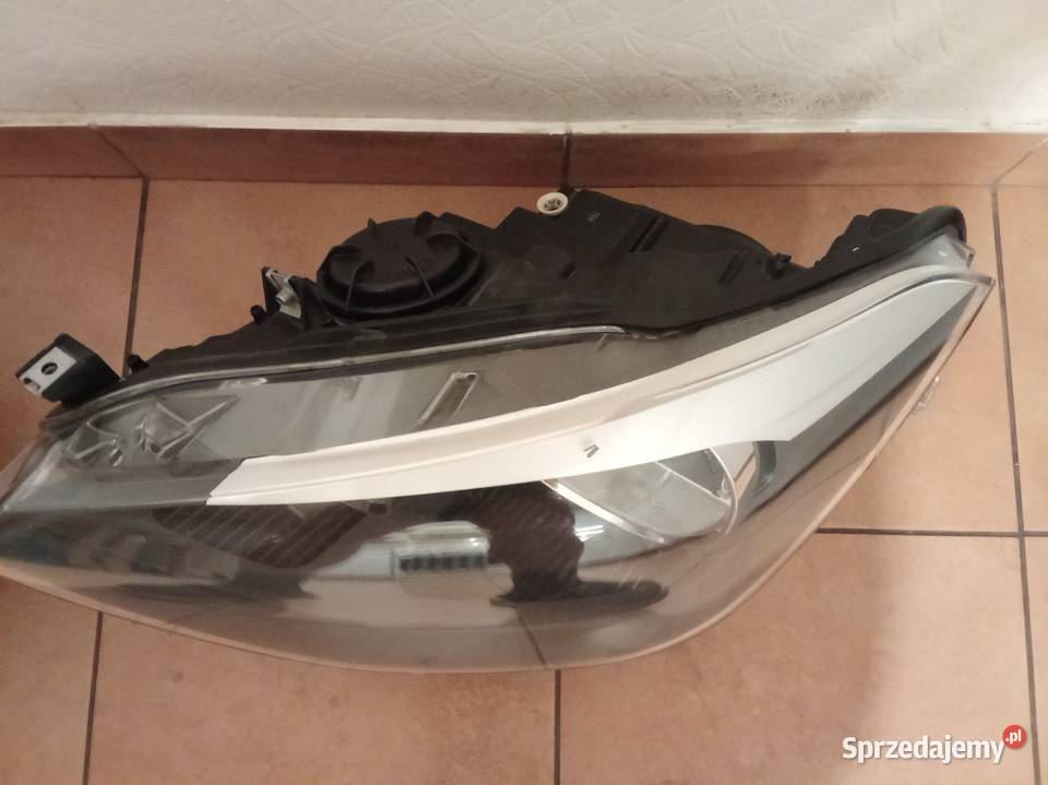 BMW1F20F21HELLA REFLEKTORY KOMPLET LEWY I PRAWY Kamieniec Wrocławski