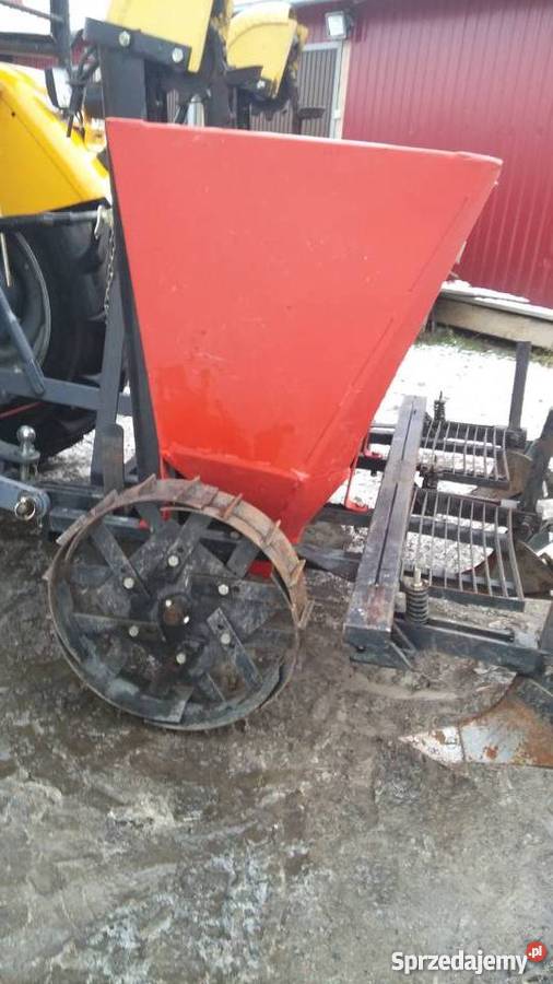 Sadzarka do Ziemniaków nieuszkodzony Sadzenie/siewniki Trzciniec