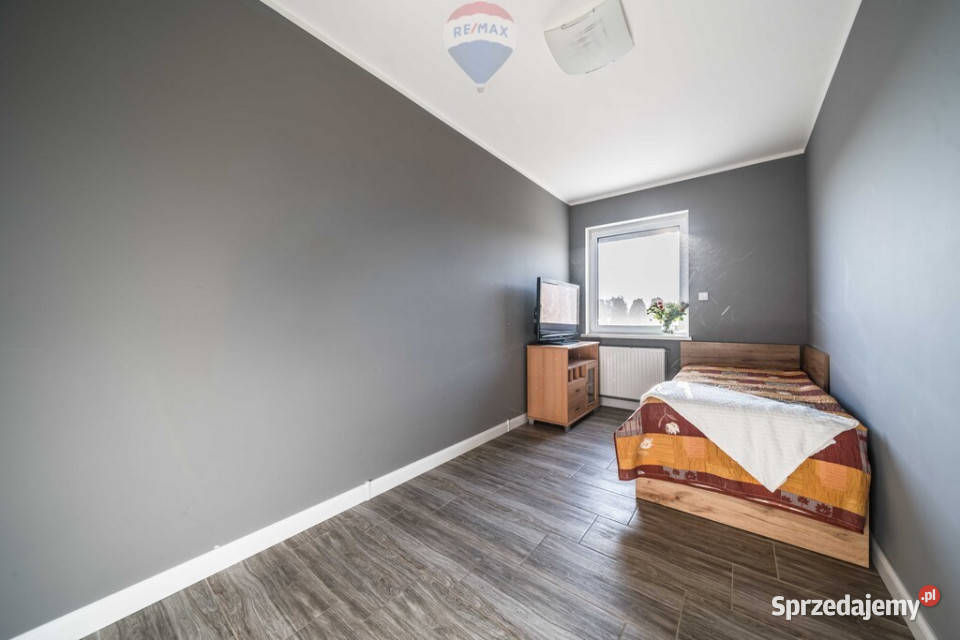 Parterowy funkcjonalny dom z ogródkiem 269m2 Lusówko