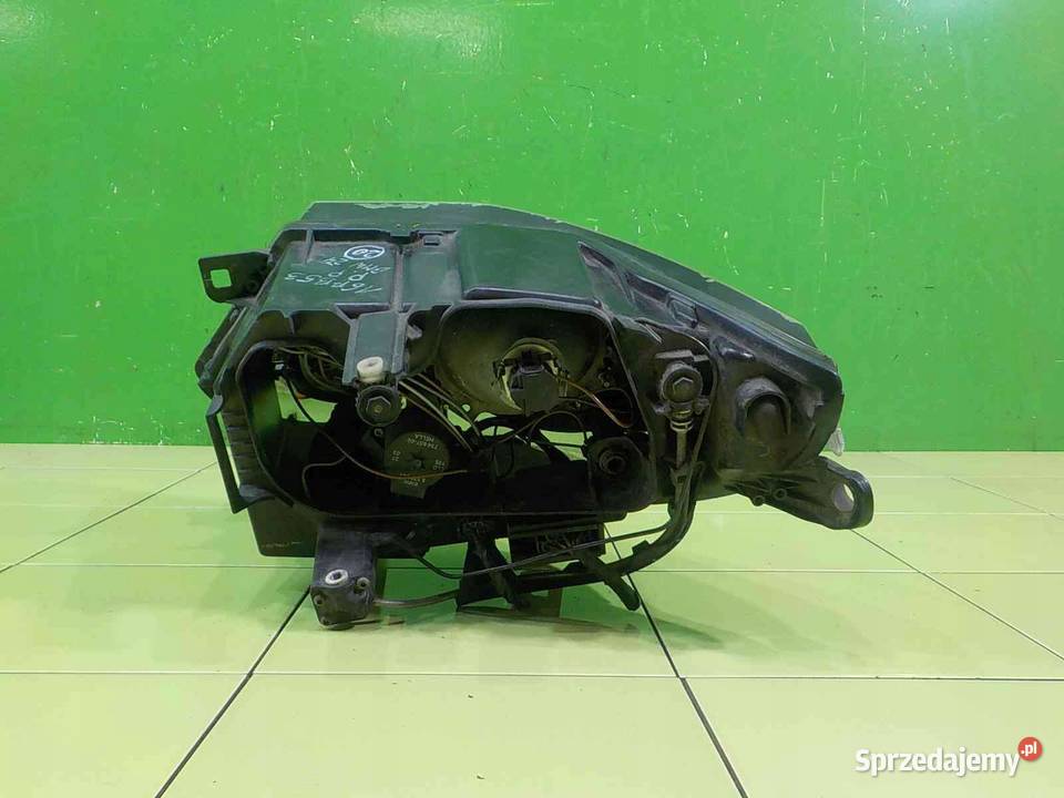 BMW Z4 E85 22 B 04r CABRIO 2D lampa prawa przod Motoryzacja Suków