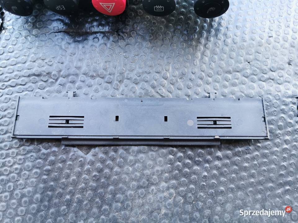 Mocowanie przełączników audi TT 8N0941569A Wyposażenie wnętrza Sieraków