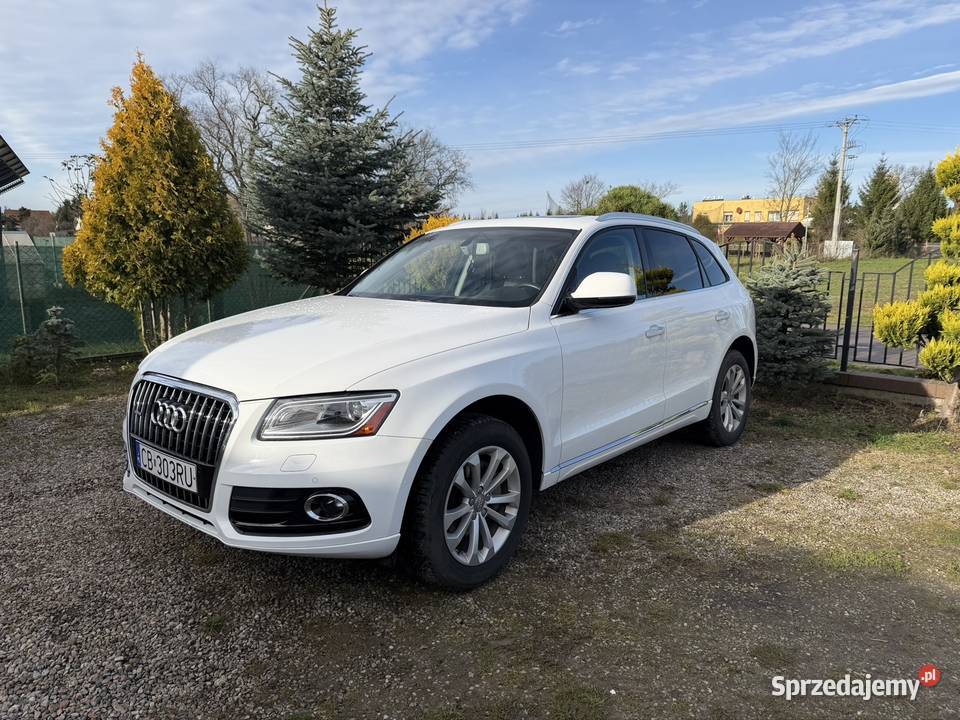 AUDI Q5 20TFSI światła przeciwmgielne