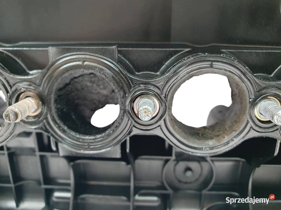 POKRYWA ZAWORÓW BMW E90 30D M57D30O2 F01C310008 osobowe Chełm