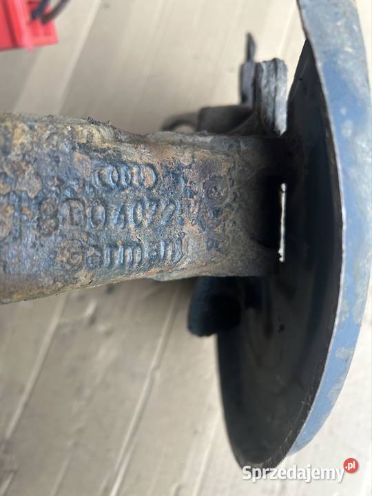 Zwrotnica lewy przód Passat b5 fl 19tdi 101 Bydgoszcz