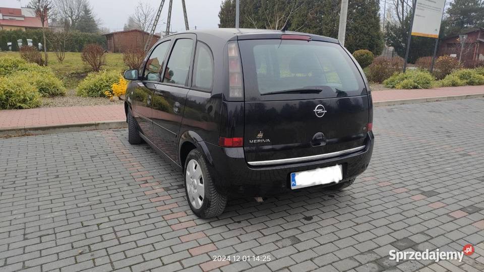 sprzedam auto Opel Meriva nieuszkodzony Rzeszów
