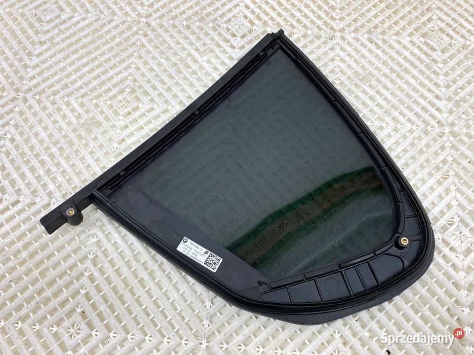 SZYBA PRAWY TYŁ TRÓJKĄTNA BMW G30 SedanLimuzyna