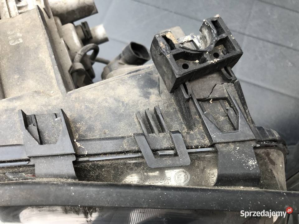 Lampy przednie Bi Xenon BMW e46 Compact Białogard sprzedam