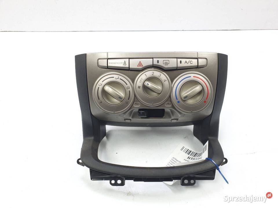 PANEL KLIMATYZACJI DAIHATSU SIRION Lipno sprzedam