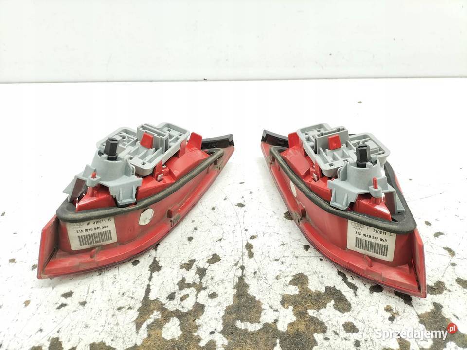LAMPA TYŁ KOMPLET KOMBI AVANT 8K9945093 Rok produkcji 2011