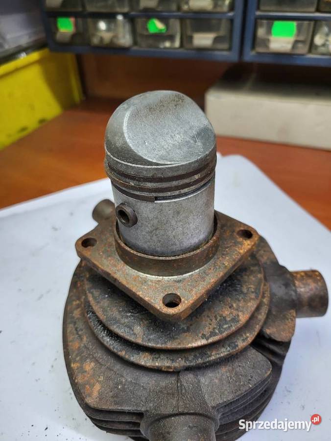CYLINDER TŁOK TRIUMPH VICTORIA HARDI ARIEL