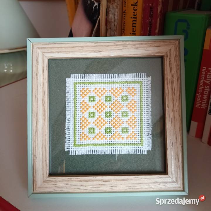 krzyżykowy obrazek żółtozielony