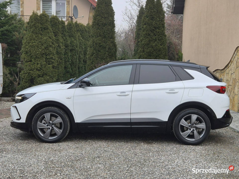 Opel Grandland 225 Hybryda Plug IN 23 Stan Nowy centralny zamek Radom sprzedam