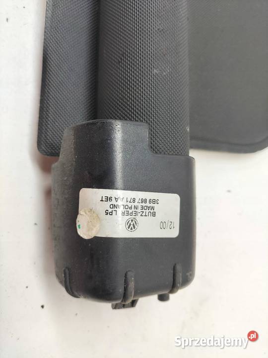 ROLETA BAGAŻNIKA KOMBI 3B9867871 VW Volkswagen świętokrzyskie