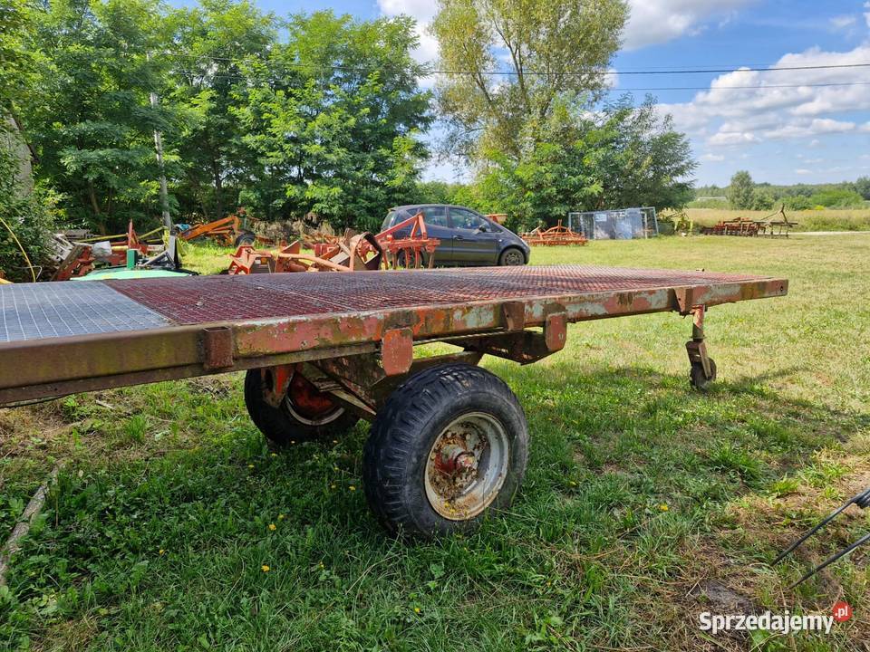 Przyczepa Platforma ciagnikowa nieuszkodzony Rembów