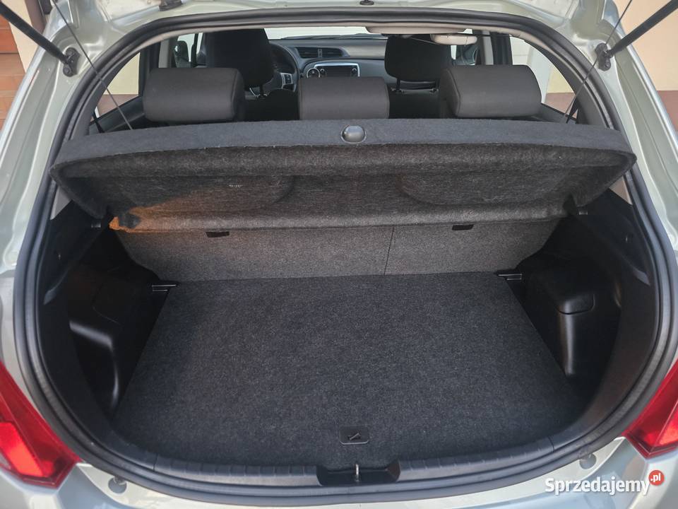 Toyota Yaris 133 VVTi 99 117 piękny pistacjowy 117000km mazowieckie Karczew