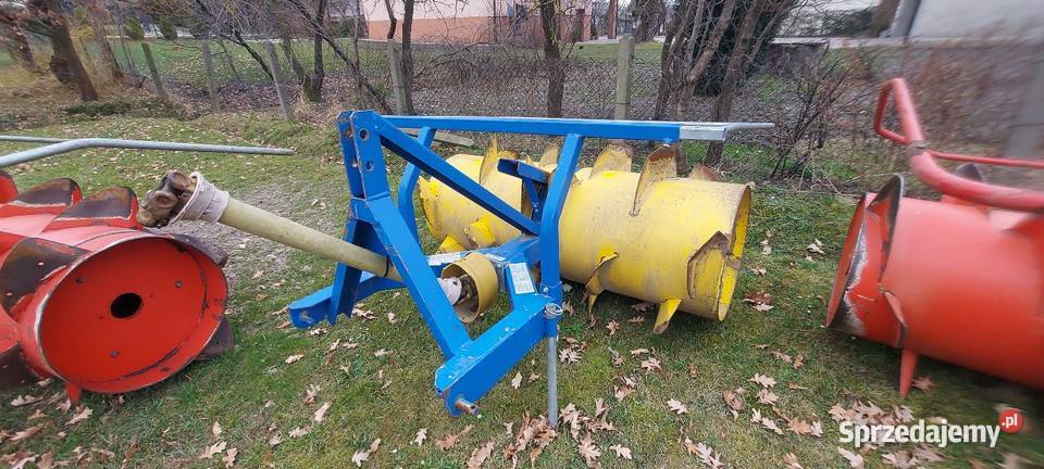 Wał rozgarniacz do trawy pryzm Reck i Rema