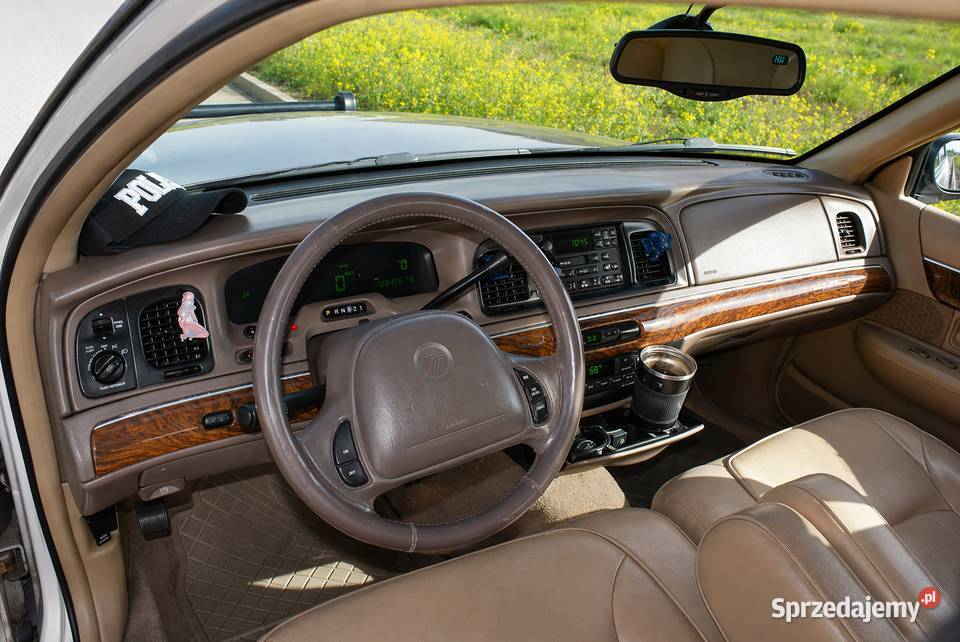 Mercury Grand Marquis 1998 V8 46 200 LPG OC i BT Słupsk sprzedam