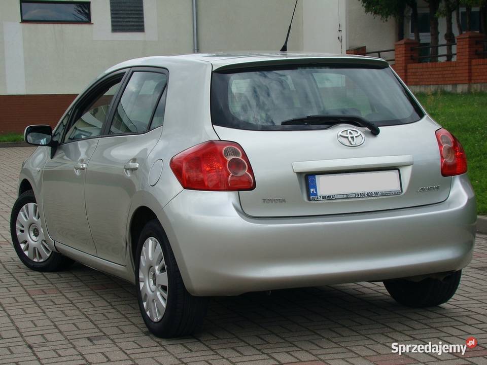 Ładna Toyota Auris 16Ben z LPG 5 Drzwi Toyota Gostynin