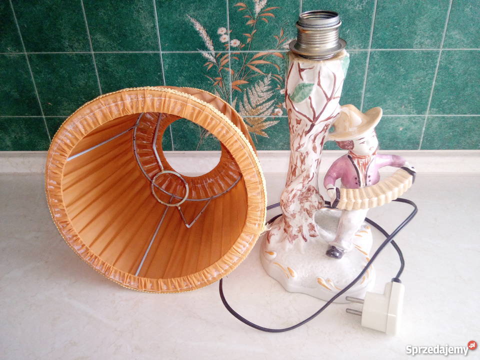 OKAZJA Lampka ceramiczna harmonista w tle drzewa Zabrze