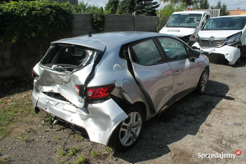 Renault Clio IV 2012 światła do jazdy dziennej Ostrów Wielkopolski