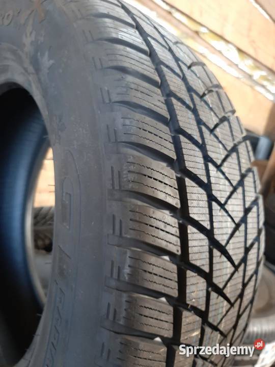 2x Opona nieużywana zimowa 24565R17 GTRADIAL 349 Zaścianki