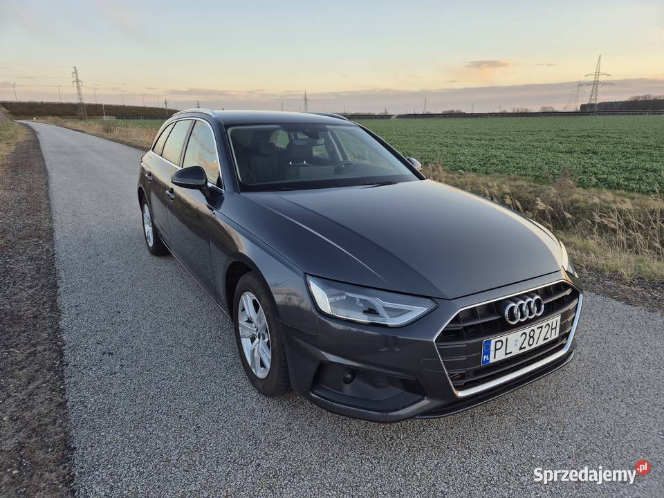 Audi A4 b9 lift 20tfsi niski przebieg Kombi A4 Leszno