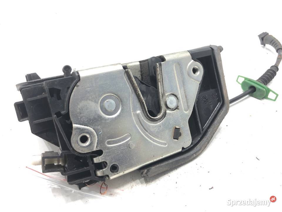 ZAMEK DRZWI PRAWY TYŁ BMW E83 SUV 7167070 0311 osobowe