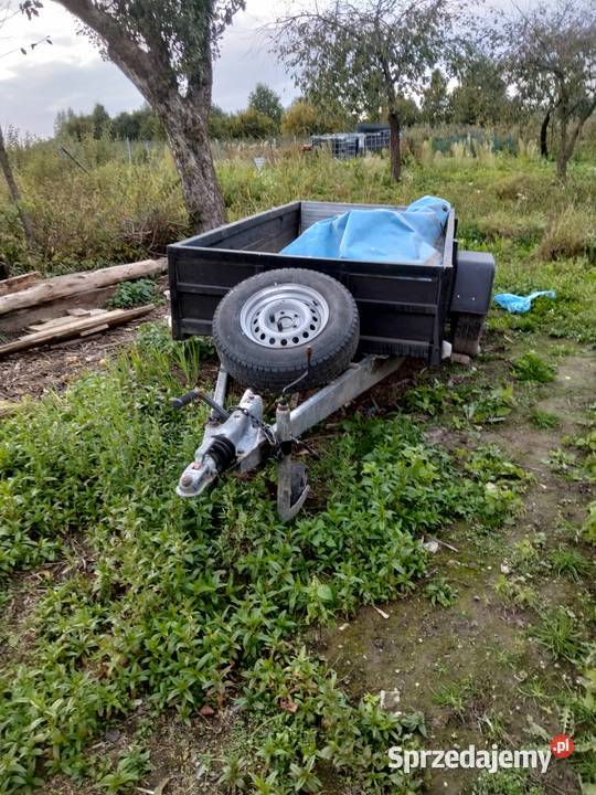 przyczepka niewiadów z hamulcem najazdowym Do samochodów osobowych Łada