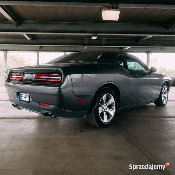 Dodge Challenger Automatik SXT Plus 309 2016r automatyczna Łódź
