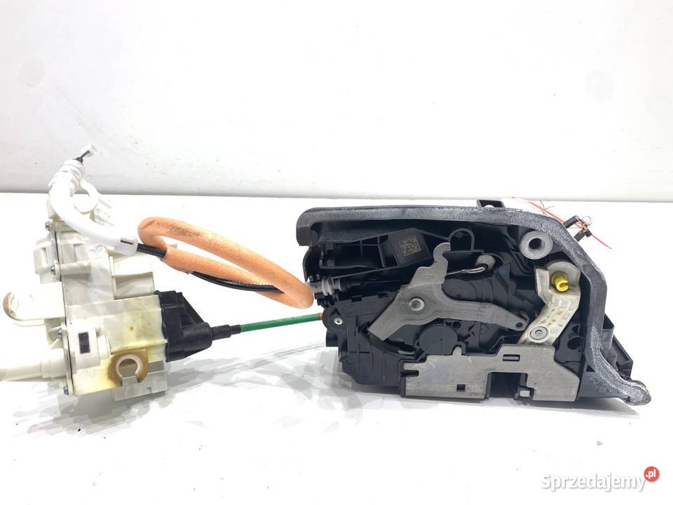 ZAMEK DRZWI PRAWY PRZÓD BMW G30 SedanLimuzyna Karoseria