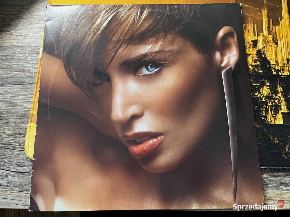 Dannii Minogue Put The Needle On It House Błażejowice