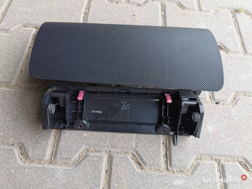 toyota Urban cruiser schowek 55581 52010 Wyposażenie wnętrza