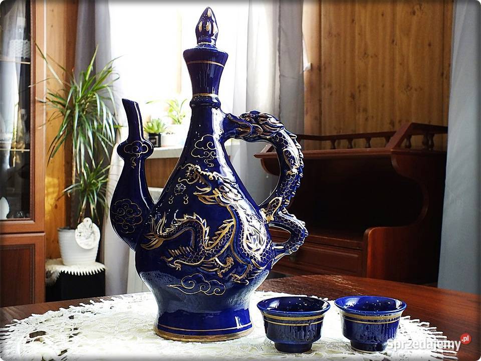 Orientalny Dzbanek Karafka porcelana w stylu Żary