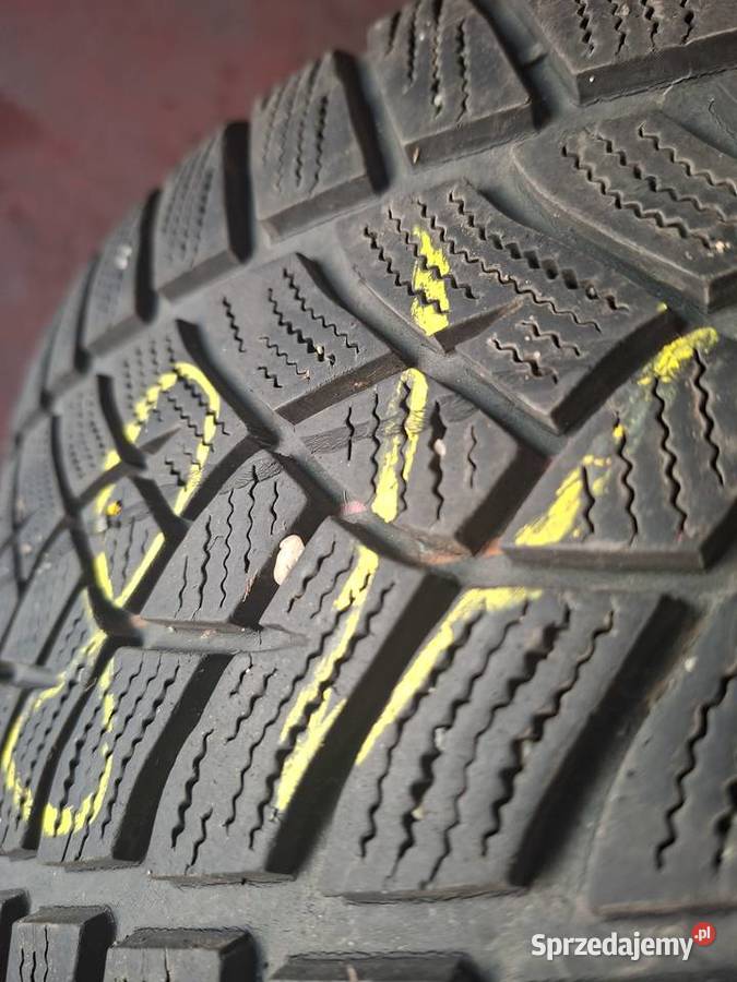 Opony 2454518 r 100 v GOODYEAR ULTRA GRIPS Rybnik