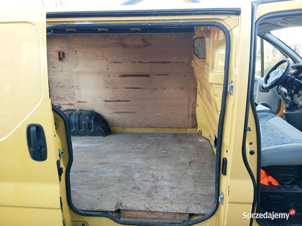 Opel Vivaro 19 Diesel 82 VAT marża Samochody osobowe lubelskie